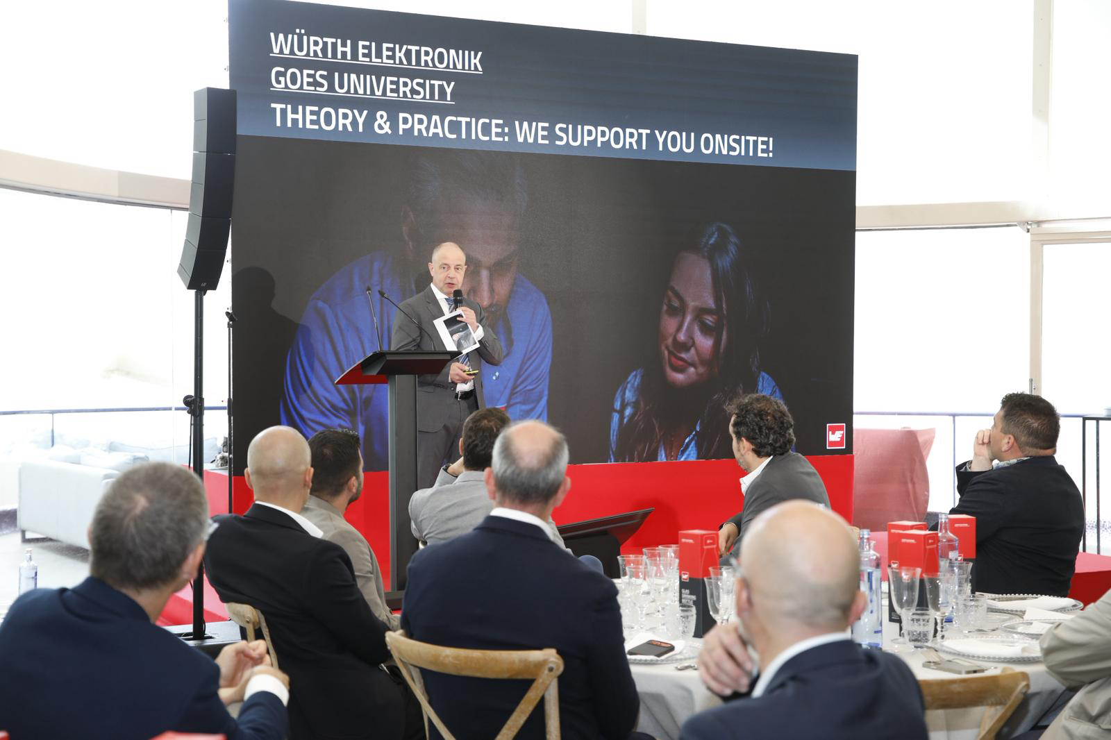 Alexander Gerfer, CTO of the Würth Elektronik eiSos Group, spoke about supporting universities.